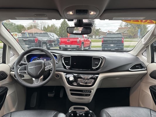 2022 Chrysler Pacifica Touring L in Marysville, OH - Coughlin Marysville Chrysler Jeep Dodge RAM