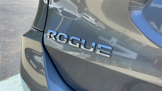 2017 Nissan Rogue S in Marysville, OH - Coughlin Marysville Chrysler Jeep Dodge RAM